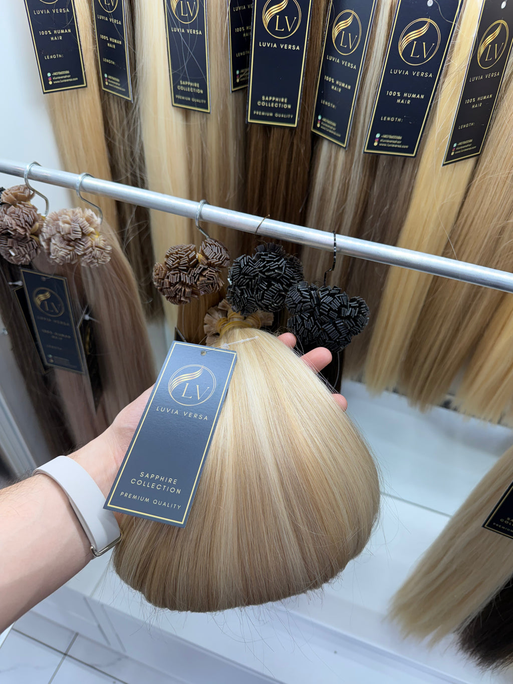 Color #P18/1001 (25 gram bundle, 28-32 pieces)