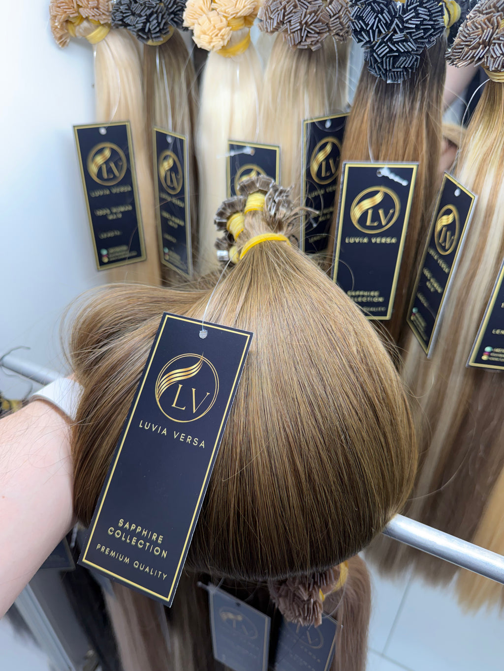 Color #130 (25 gram bundle, 28-32 pieces)