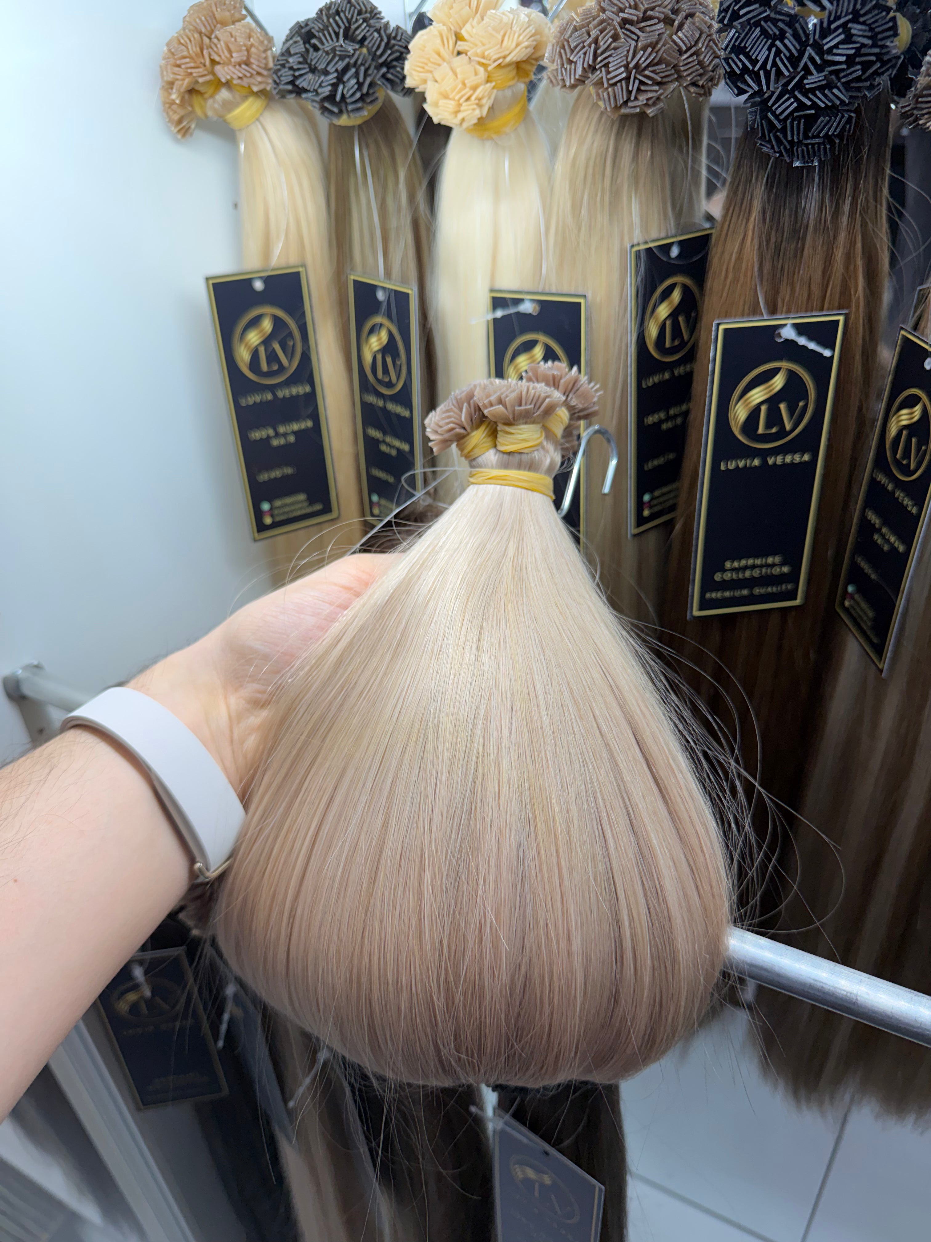 Color #18A (25 gram bundle, 28-32 pieces)