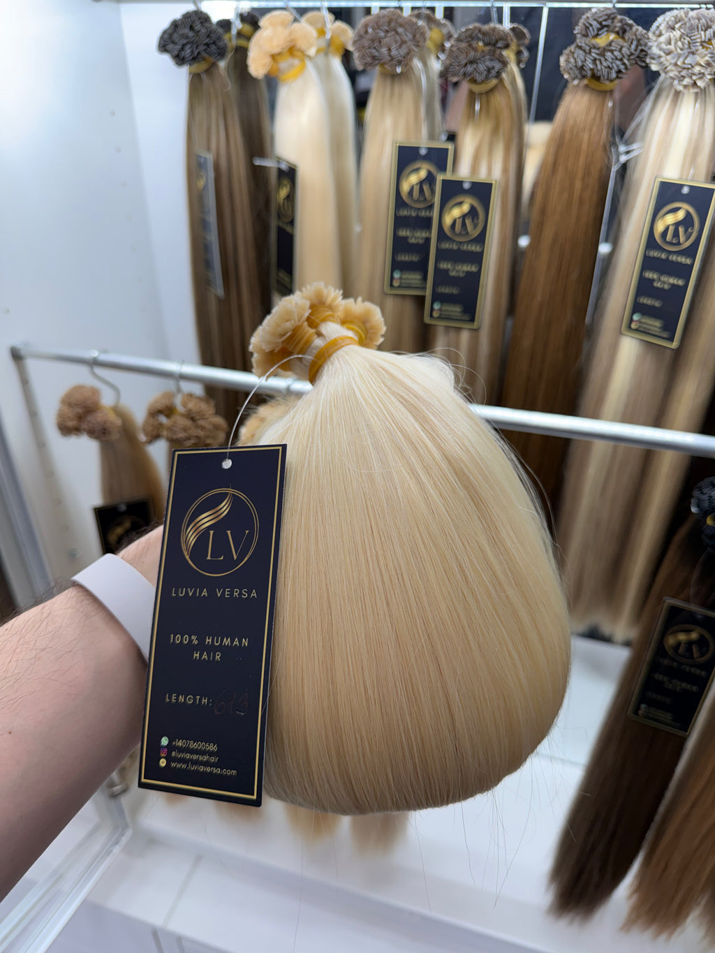 Color #613 (25 gram bundle, 28-32 pieces)