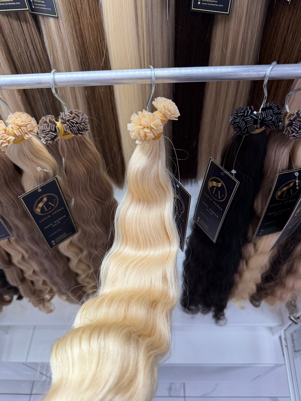 Color #1001 (25 gram bundle, 28-32 pieces)