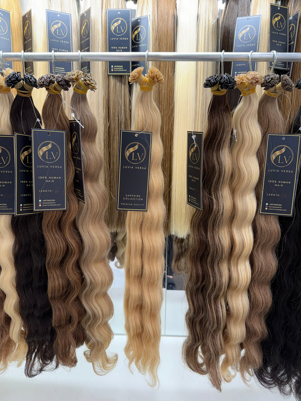 Color #18 (25 gram bundle, 28-32 pieces)