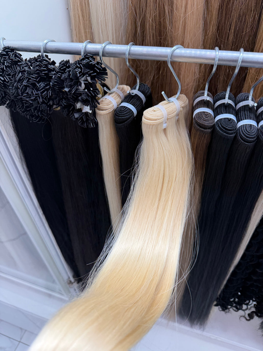 Platinum Blonde #60, Genius Weft Straight Hair 🔹