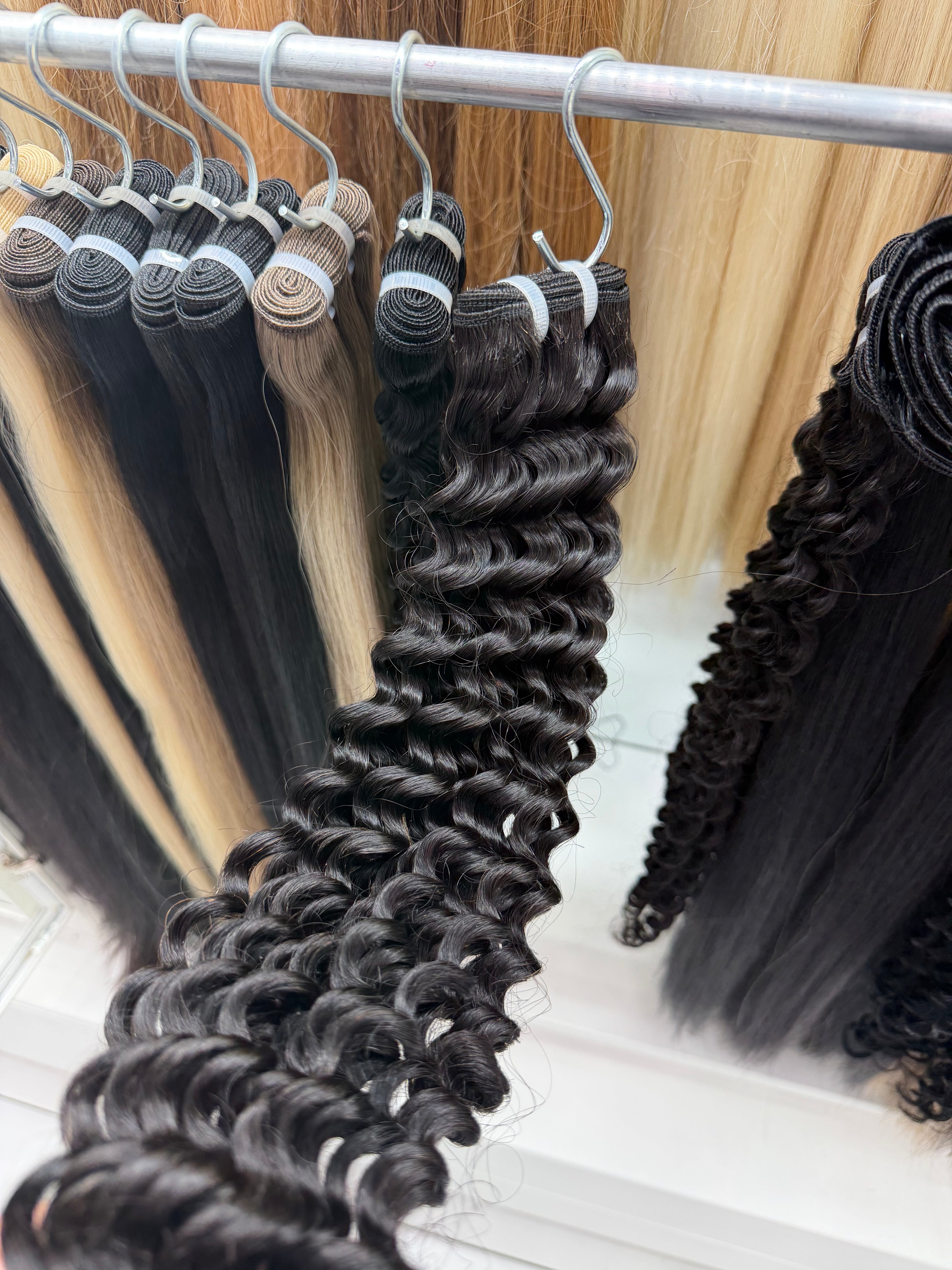 Natural Black #1B, Genius Weft Curly Hair 🔹