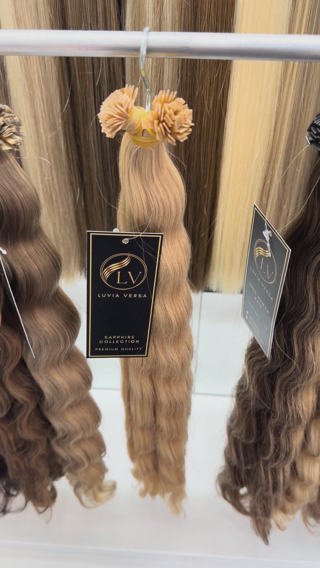 Color #18 (25 gram bundle, 28-32 pieces)